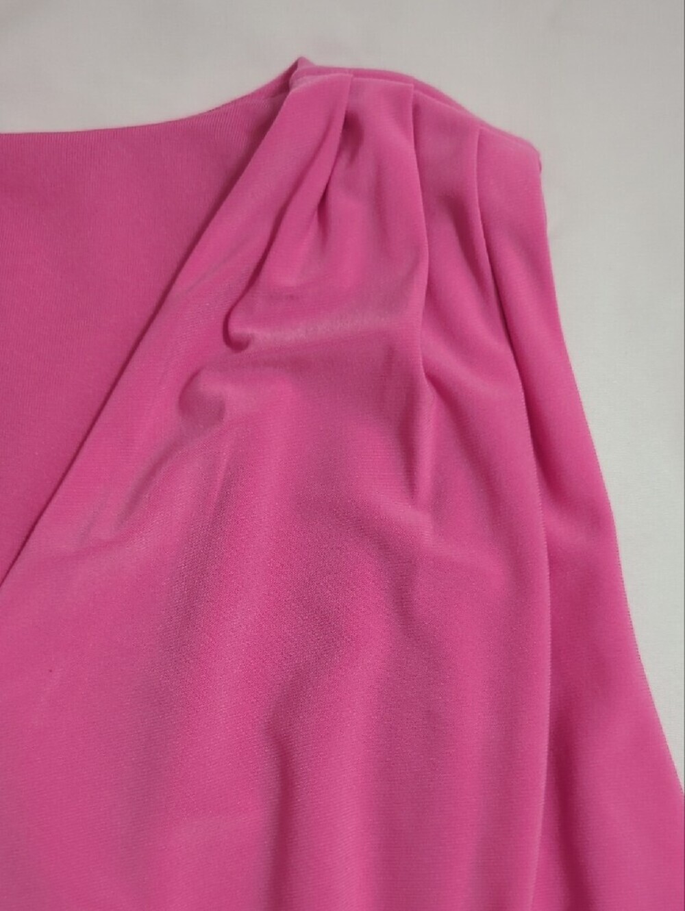 Express V-Neck Surplice Pleated Shoulder Bodysuit, Color Pink Size XS - Picture 4 of 13